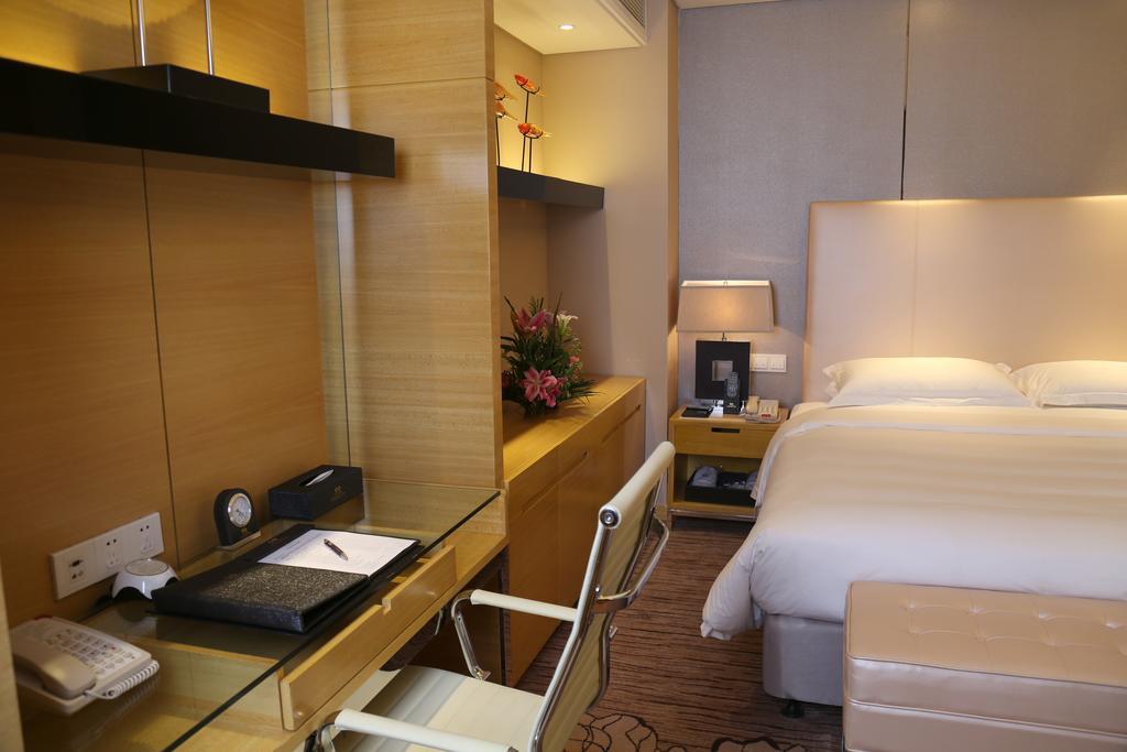 Guangzhou Changfeng Gloria Plaza Hotel Oda fotoğraf