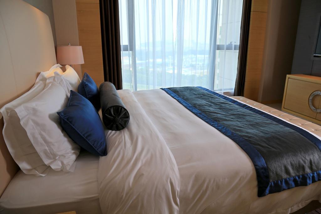 Guangzhou Changfeng Gloria Plaza Hotel Oda fotoğraf