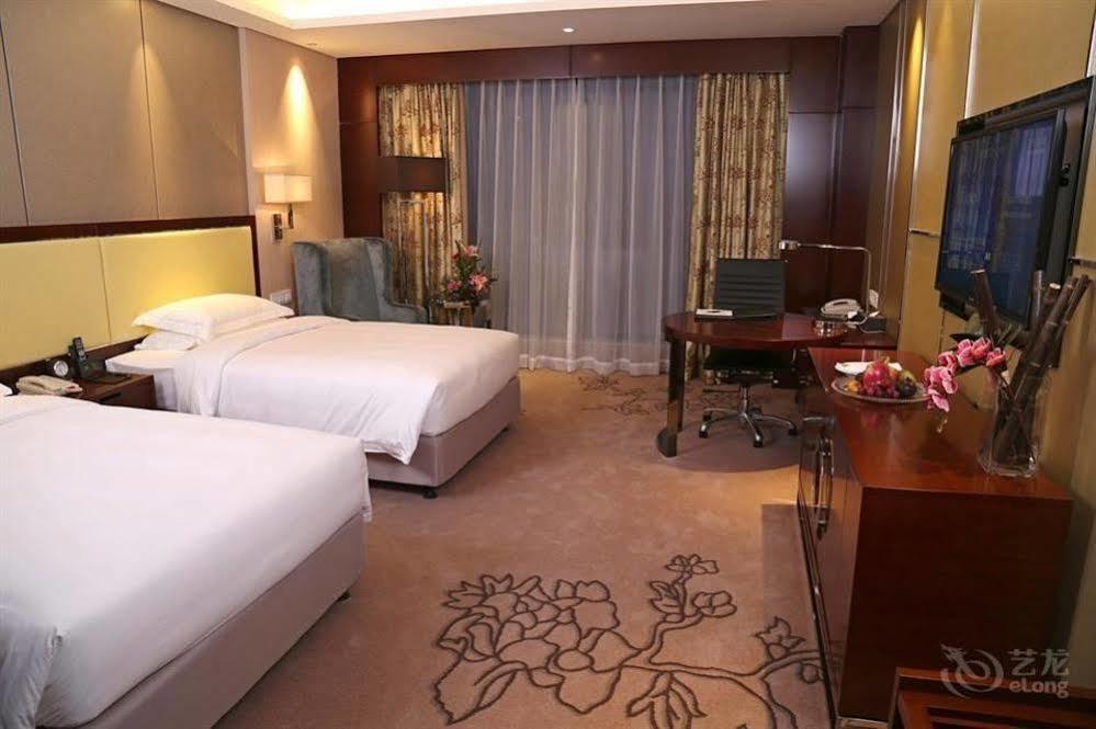 Guangzhou Changfeng Gloria Plaza Hotel Dış mekan fotoğraf